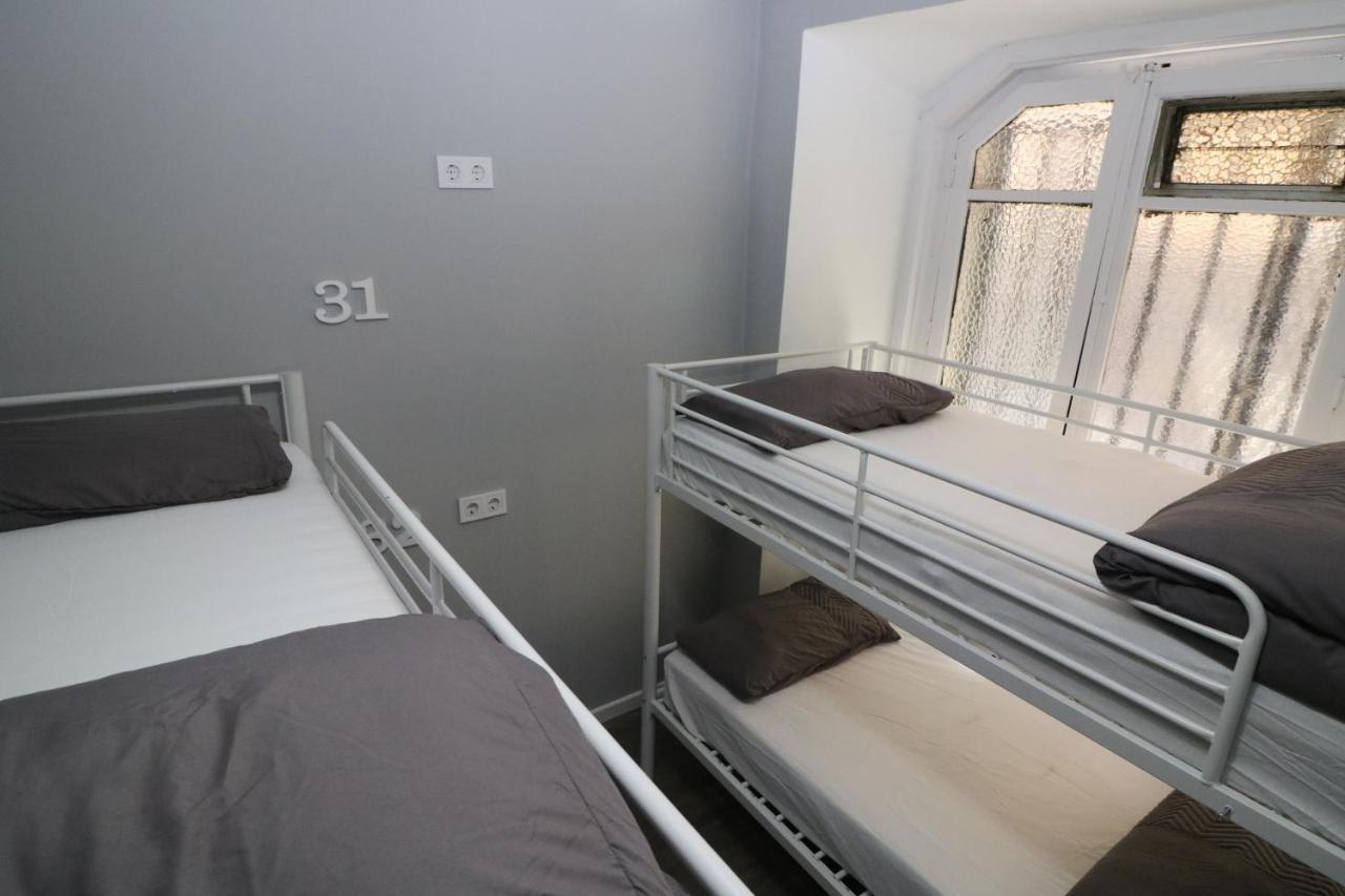 Madrid Downtown Hostel Екстер'єр фото