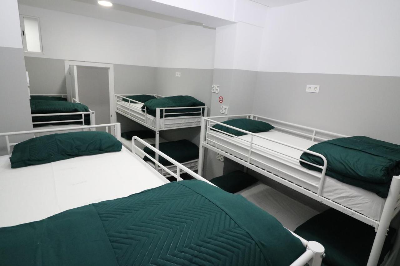 Madrid Downtown Hostel Екстер'єр фото