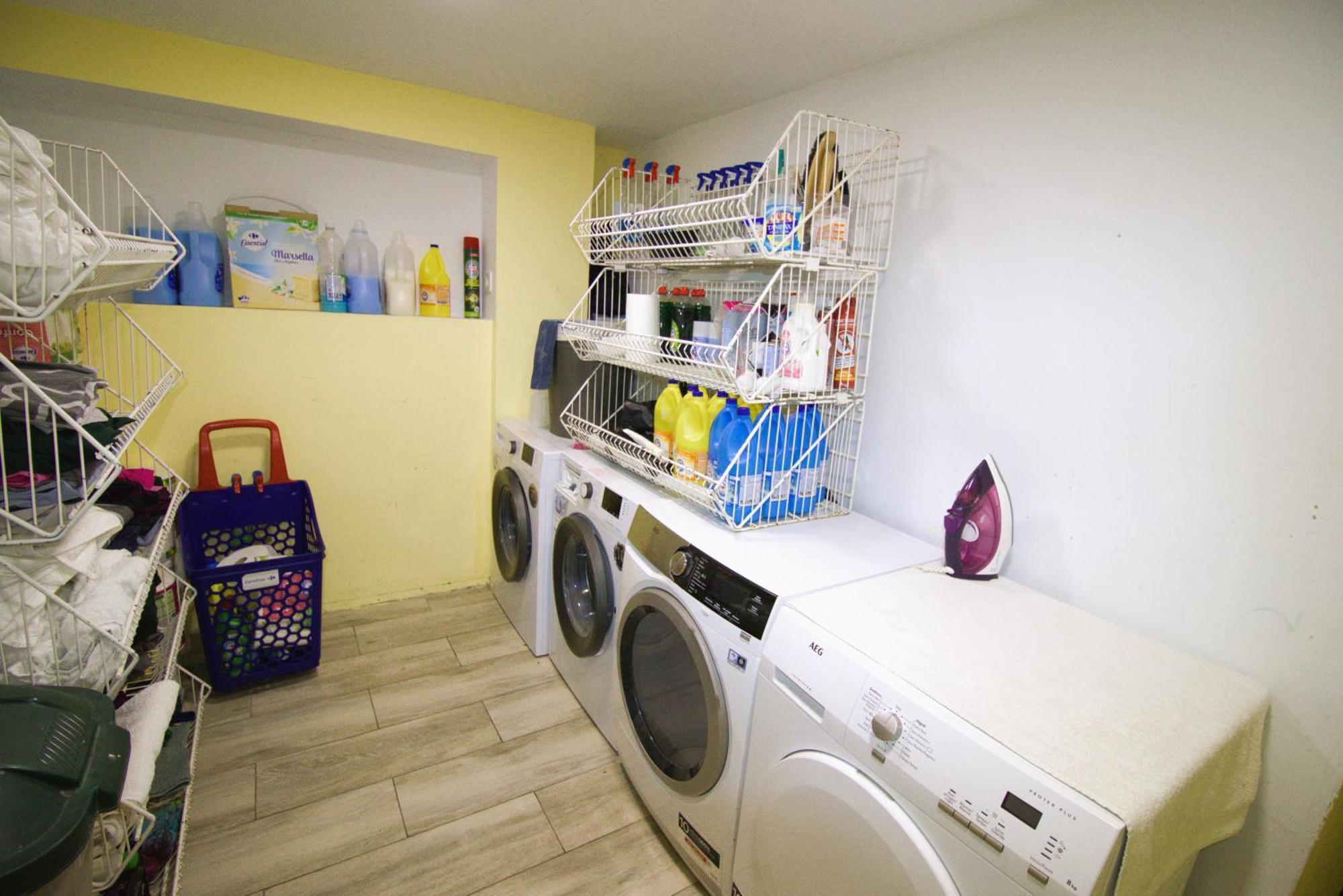 Madrid Downtown Hostel Екстер'єр фото