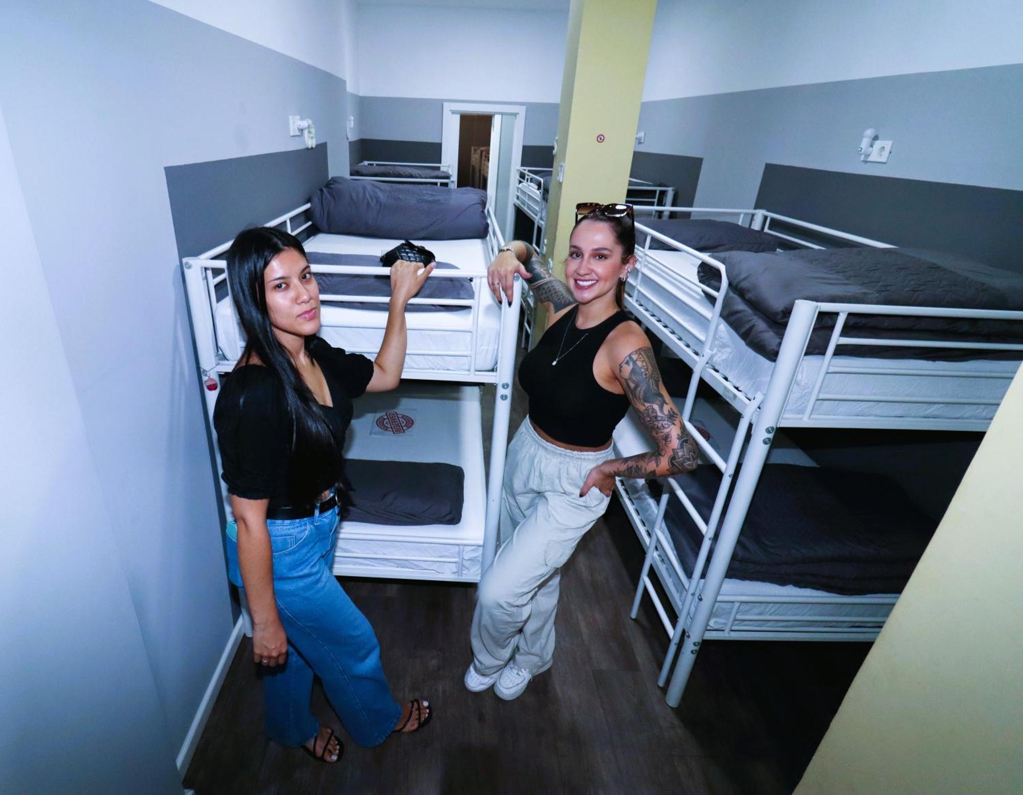 Madrid Downtown Hostel Екстер'єр фото