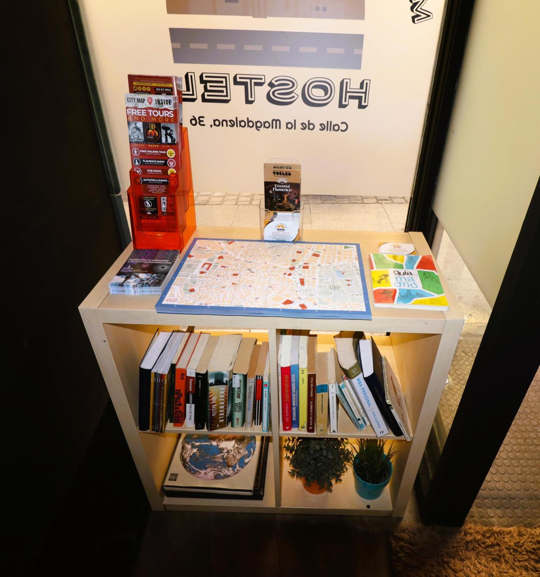 Madrid Downtown Hostel Екстер'єр фото